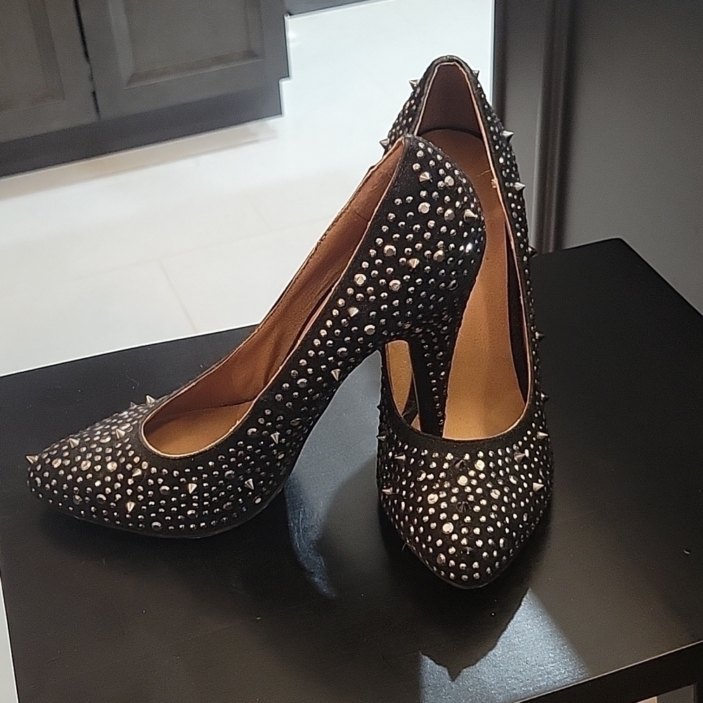 g21 Studded Rhinestone Heels - Picture 6 of 9